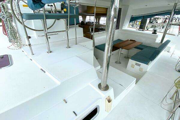 Lagoon 400 Yacht For Sale