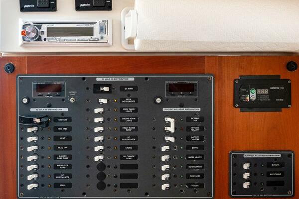 ARCHIMEDES 29ft Back Cove Yacht For Sale