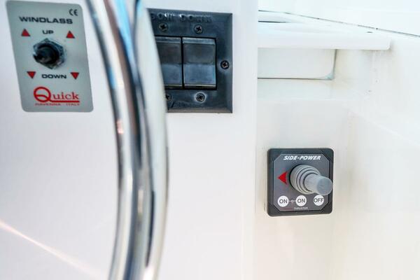 ARCHIMEDES 29ft Back Cove Yacht For Sale