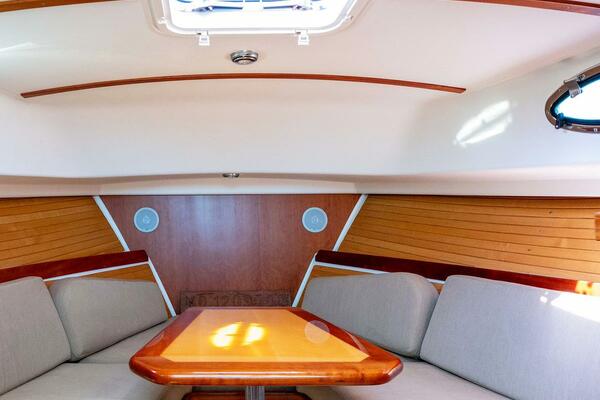 ARCHIMEDES 29ft Back Cove Yacht For Sale