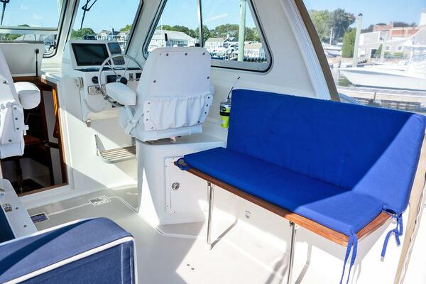 ARCHIMEDES 29ft Back Cove Yacht For Sale