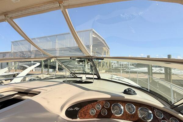 Banking Memories 41ft Sea Ray Yacht For Sale