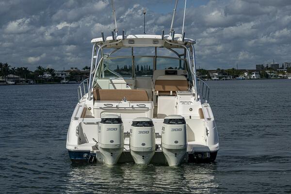 KERNTOWN 34ft Wellcraft Yacht For Sale