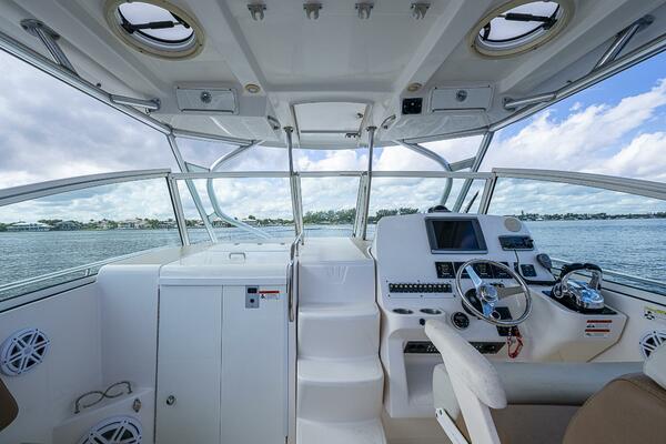 KERNTOWN 34ft Wellcraft Yacht For Sale