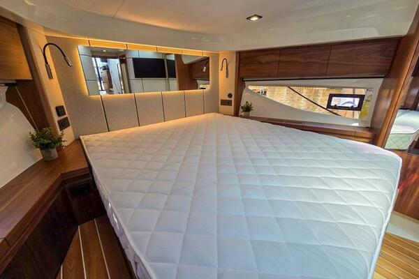 44ft Marex Yacht For Sale