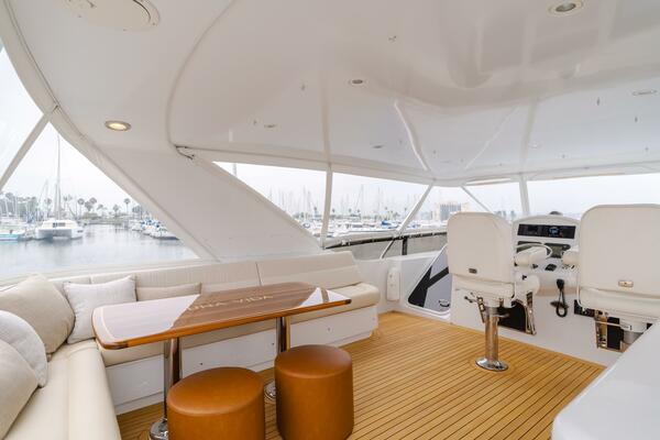 UNA VIDA  64ft Hatteras Yacht For Sale