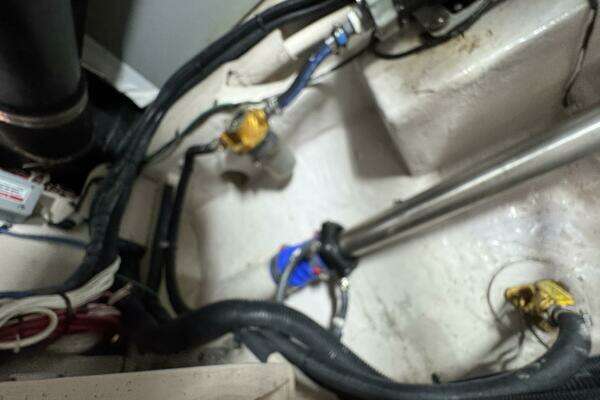 Sea Ray 58 Sedan Bridge Yacht For Sale