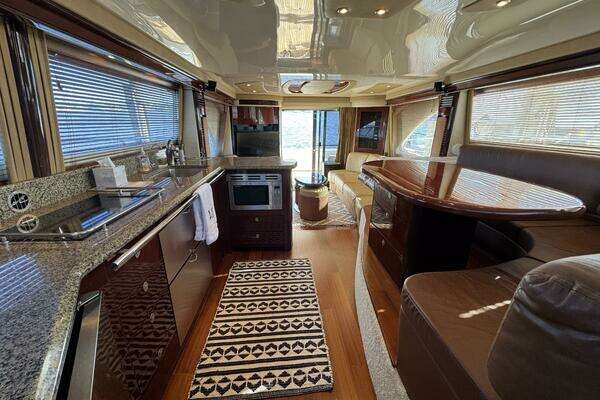 Sea Ray 58 Sedan Bridge Yacht For Sale