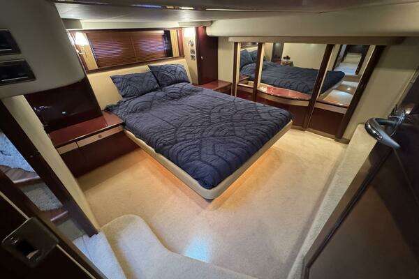 Sea Ray 58 Sedan Bridge Yacht For Sale