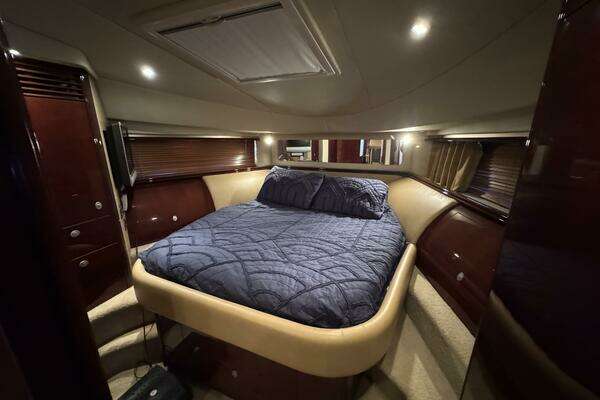 Sea Ray 58 Sedan Bridge Yacht For Sale