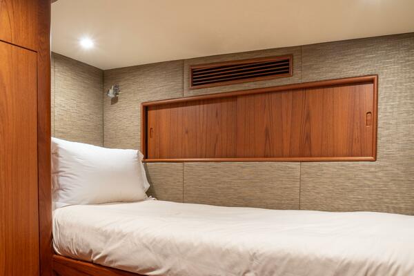 HT HOOK 72ft Merritt Yacht For Sale