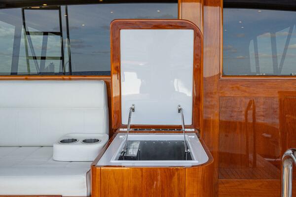 HT HOOK 72ft Merritt Yacht For Sale