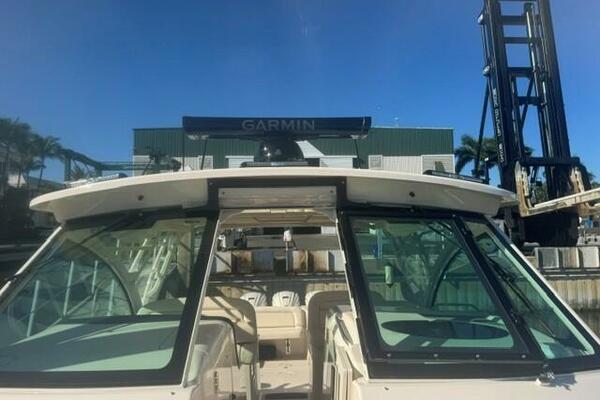 2025 Grady-White Freedom 375 SUZY Q 