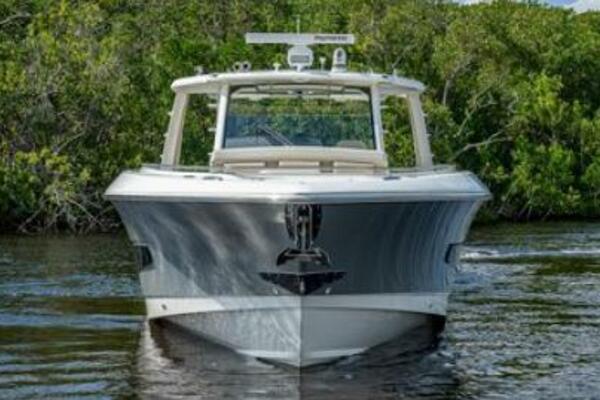 AJ 42ft Boston Whaler Yacht For Sale