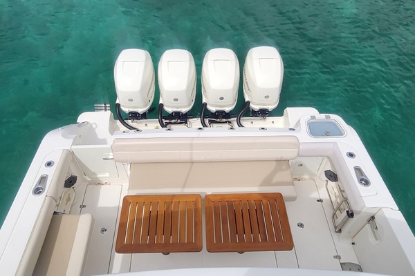 AJ 42ft Boston Whaler Yacht For Sale