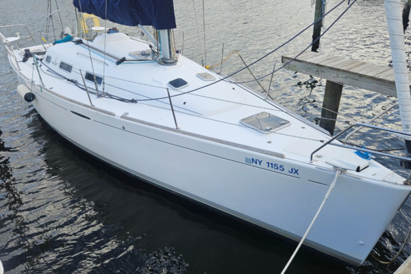 36ft Beneteau Yacht For Sale
