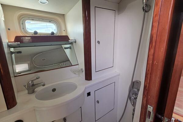 Pemaquid 48ft Oyster Yacht For Sale