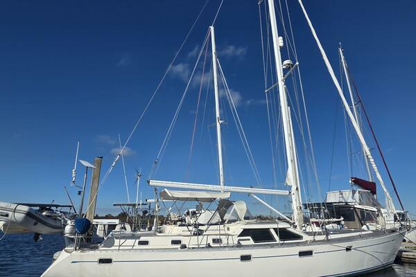Pemaquid 48ft Oyster Yacht For Sale