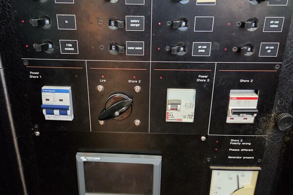 Pemaquid 48ft Oyster Yacht For Sale