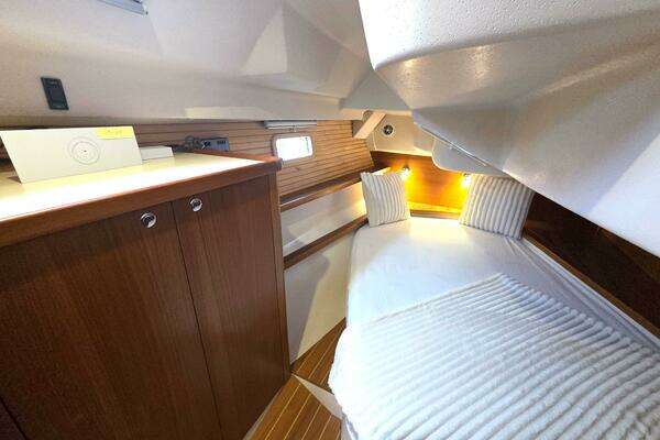 Catalina 445 Yacht For Sale