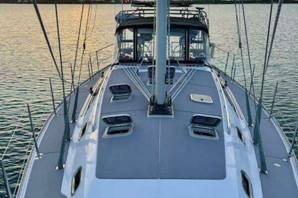 Catalina 445 Yacht For Sale