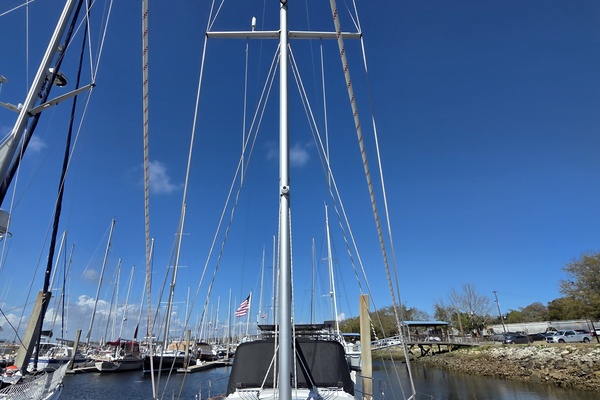 Here  amp  Now 44ft Catalina Yacht For Sale