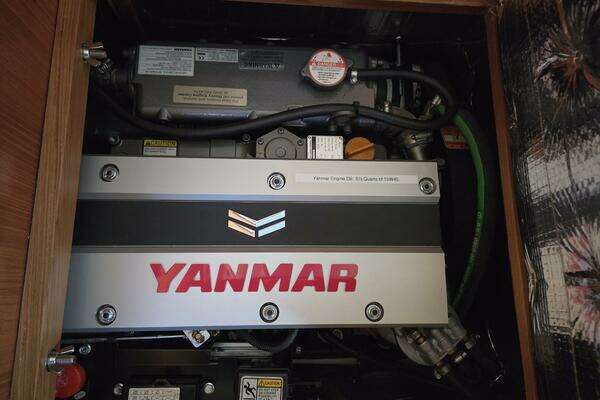 Catalina 445 Yacht For Sale