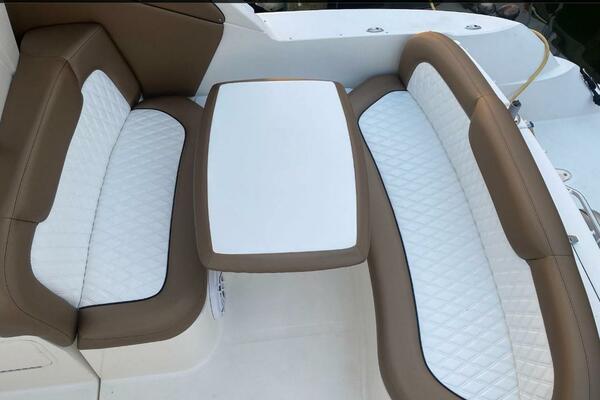 33ft Sea Ray Yacht For Sale