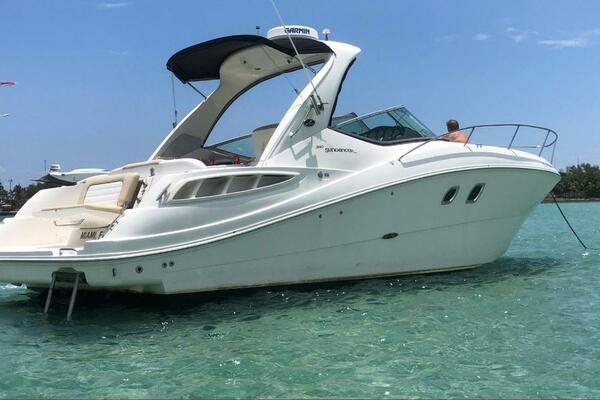 33ft Sea Ray Yacht For Sale