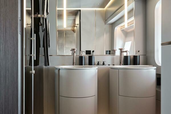 50 SHADES OF PLAY 110ft AB Yacht For Sale