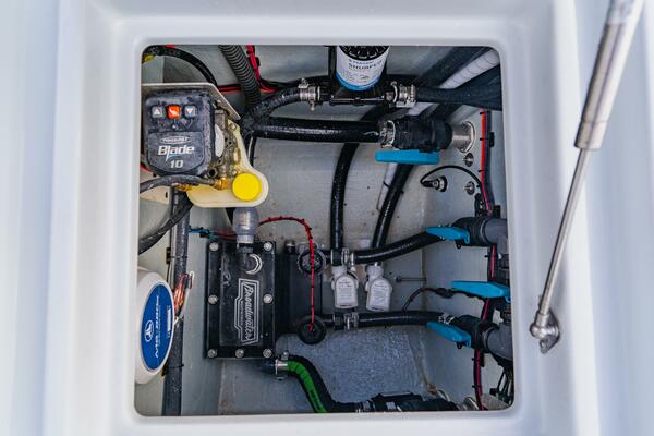 25ft Broadwater Boatworks Yacht For Sale