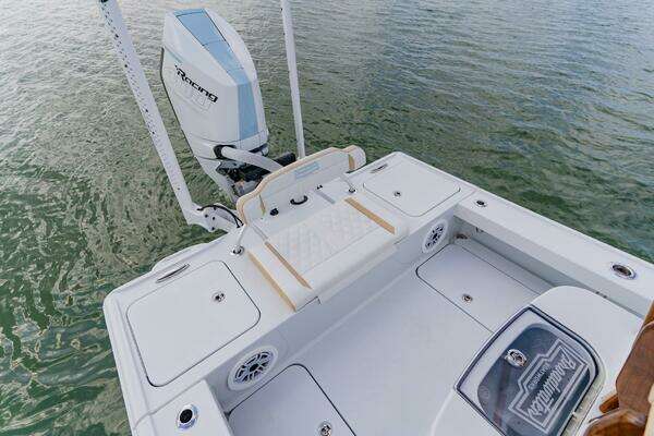 2026 Broadwater Boatworks 25