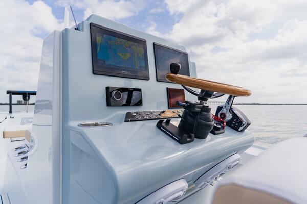 25ft Broadwater Boatworks Yacht For Sale