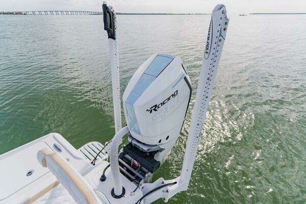 2026 Broadwater Boatworks 25