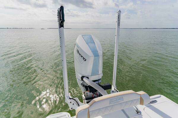 2026 Broadwater Boatworks 25