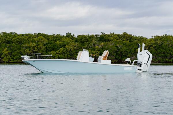 25ft Broadwater Boatworks Yacht For Sale