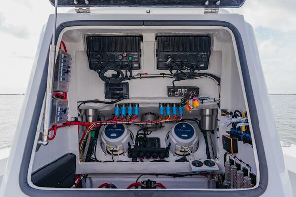 25ft Broadwater Boatworks Yacht For Sale