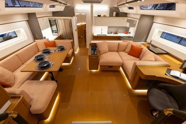 Beneteau First 60
