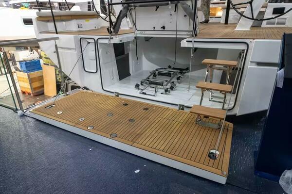 Beneteau First 60