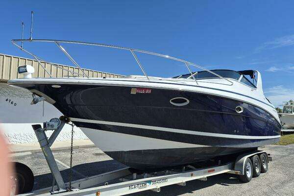 Photo of the 2003 Chris-Craft 328 Express Cruiser