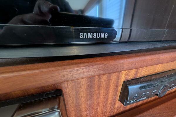 Firefly 43ft American Tug Yacht For Sale