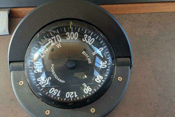 2015 American Tug 43