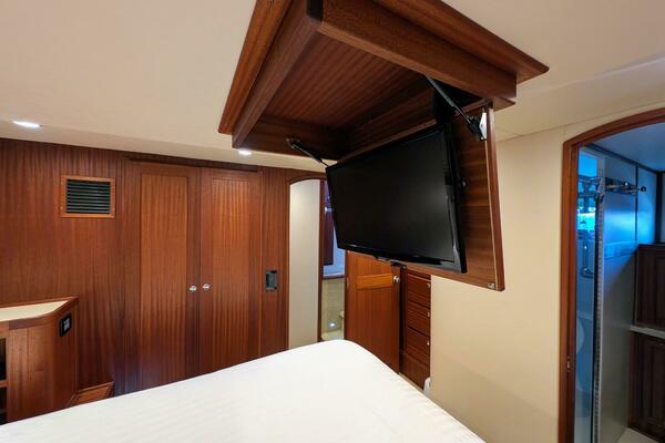 Firefly 43ft American Tug Yacht For Sale