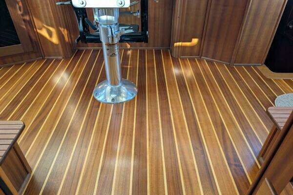 2015 American Tug 43