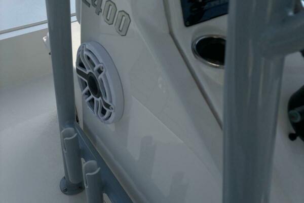 24ft Pathfinder Yacht For Sale