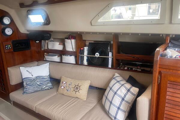 Meritage 34ft O Day Yacht For Sale
