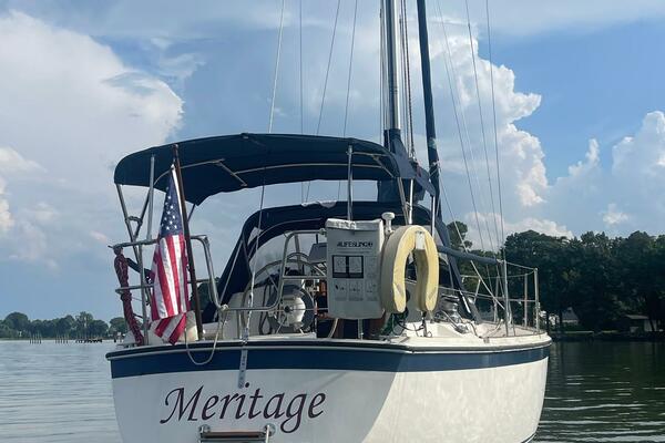Meritage 34ft O Day Yacht For Sale