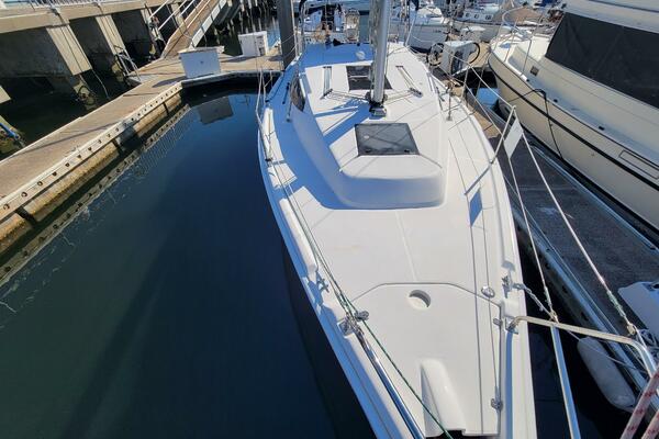 33ft Hunter Yacht For Sale