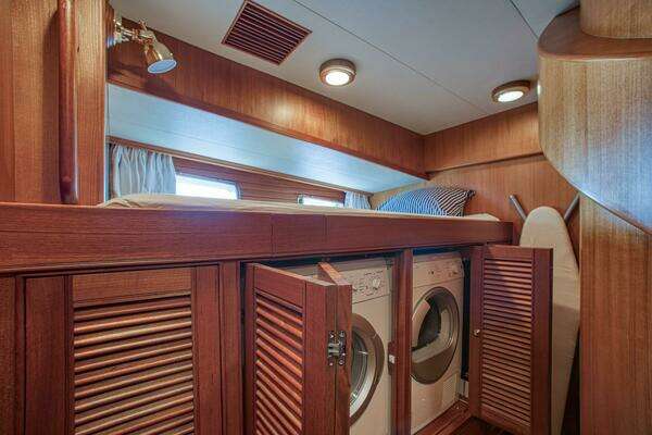 Marlow Explorer Yacht For Sale