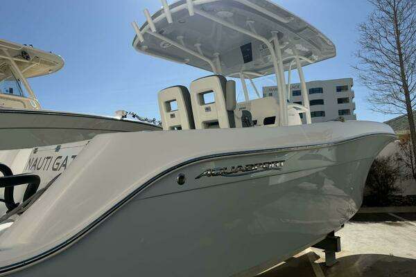 Photo of the 2021 Aquasport 2500 Center Console "NautiGator"